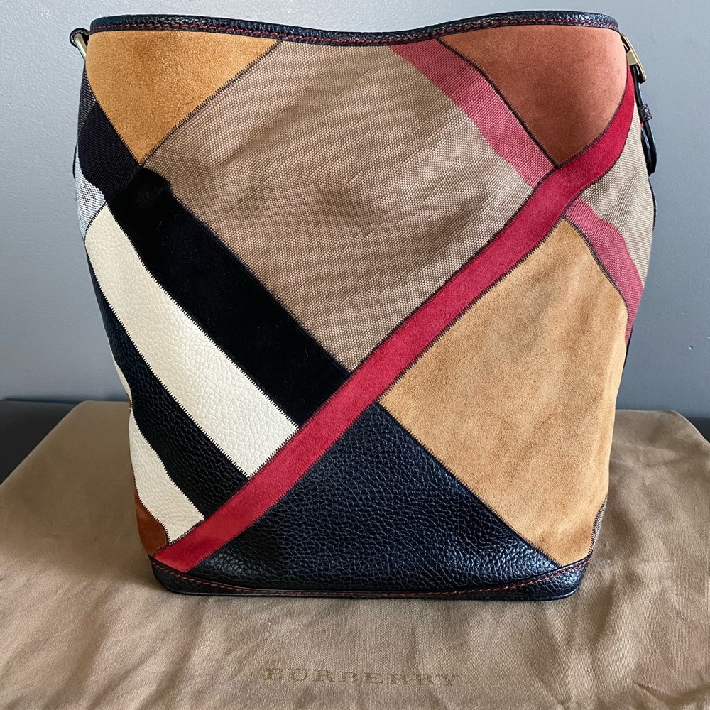 Burberry Medium Ashby Patchwork Tote Bag - Picture 2 of 15